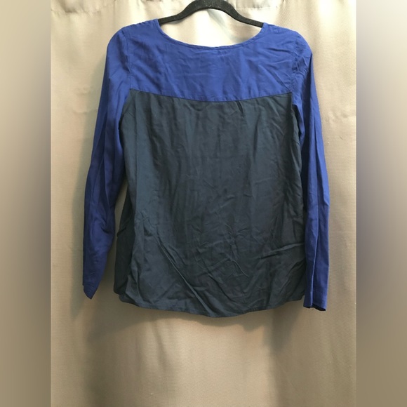 Tommy Hilfiger blue shades long sleeve blouse size S - Picture 2 of 3